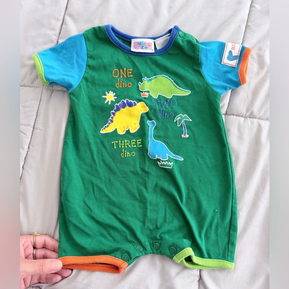 Vintage 90’s Baby Green Dino Graphic One-Piece Romper